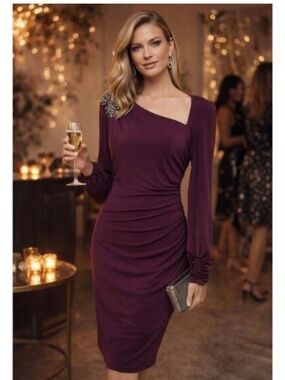 NWOT David Meister Burgundy Cocktail Dress w Beaded Detail Sz. 4